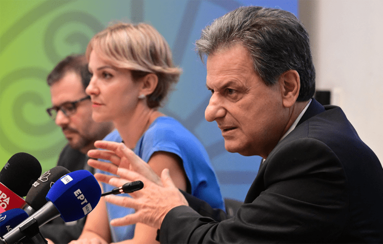 Ρεύμα: Όχι άλλο πλιάτσικο!