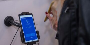 Ψηφιακή κάρτα εργασίας: Δύο χρόνια μετά, οι τράπεζες συνεχίζουν να μην πληρώνουν υπερωρίες!