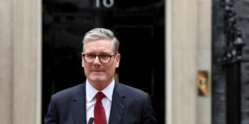 Βρετανία: Συντριβή των Συντηρητικών,  κάλπικη πλειοψηφία των Εργατικών