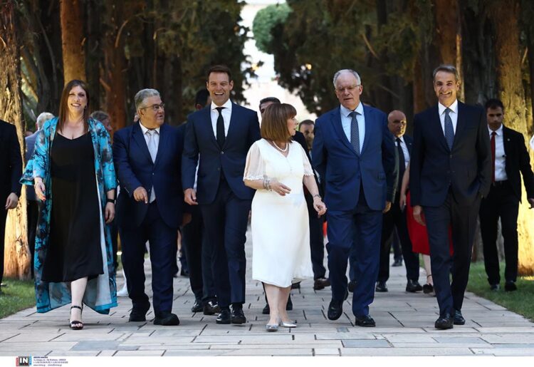 Το τελευταίο «τέλος της μεταπολίτευσης» και η συνέχειά της