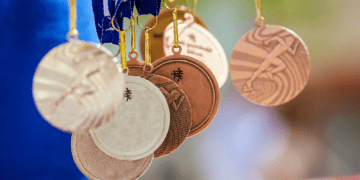 Προάγει ο κάθε λογής πρωταθλητισμός την κοινωνική πρόοδο;