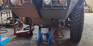 Σοβαρό εργατικό ατύχημα στο 303 ΠΕΒ Λάρισας – Εργαζόμενος παραλίγο να ακρωτηριαστεί