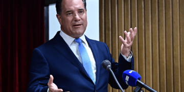 Εξωφρενικές αυξήσεις στα φάρμακα-εξωφρενικές εξηγήσεις