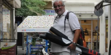 Αποχαιρετούμε τον Μάκη Μαυρέλη, που στάθηκε πρωτοπόρος στη μάχη για το δημόσιο σχολείο κι ενάντια στη βαρβαρότητα