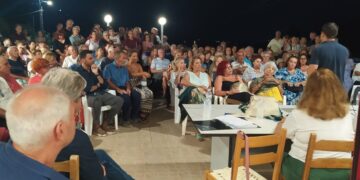 Λαγονήσι: Αγώνας για δημόσιες και ελεύθερες παραλίες