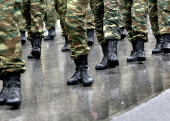 Το «μαρτύριο της σταγόνας» βιώνουν οι νεοσύλλεκτοι φαντάροι στο ΚΕΠΒ Θήβας