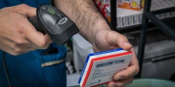 Εκτόξευση τιμών στα φάρμακα για… το καλό μας