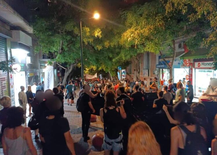 Διαδήλωση απάντηση στη δολοφονία του Μοχάμεντ Καμράν στο ΑΤ Αγίου Παντελεήμονα