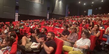 «ΔΗΚΕΟΣΙΝΙ»: Όμορφη και ενδιαφέρουσα βραδιά στο «Τριανόν»