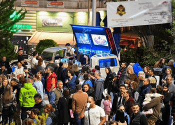 Η Αγορά γιορτάζει στην Πετρούπολη