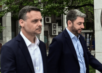  ΠΑΣΟΚ:  Όπου «Κ» σημαίνει πλέον «Κεντροδεξιά»