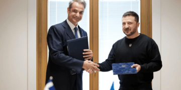 Επικίνδυνη συμφωνία πολέμου και πυρηνικές ασκήσεις