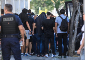 Η νεοφοβία και το εμπόριο κριντζ