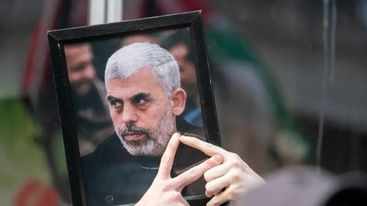 Δολοφονία Σινουάρ: Τα «σύμβολα» πεθαίνουν,  η αντίσταση επιμένει