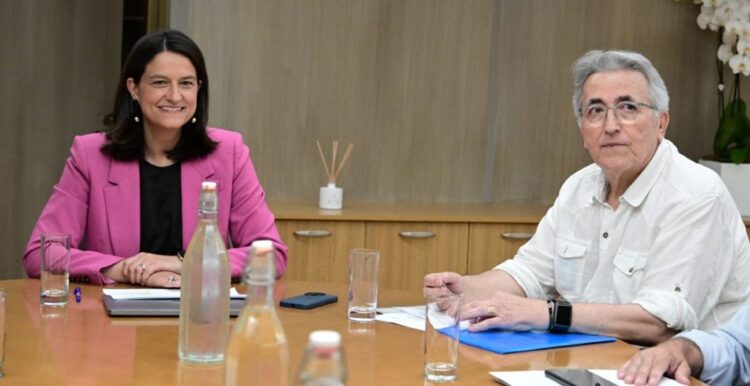 Αυτόματος «κόφτης» στον κατώτατο μισθό