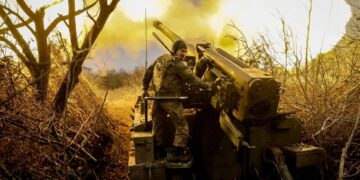 Πρόβες παγκοσμίου πολέμου με «βροχή» από πυραύλους