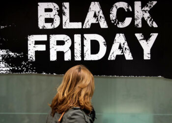 Black Friday: Γιορτή για τα κέρδη με υπερεκμετάλλευση και υπερκατανάλωση