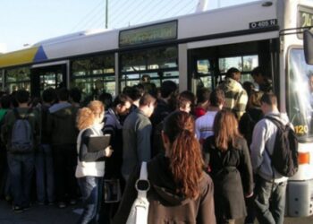 Πάρτι εκατομμυρίων, δρομολόγια που αγνοούνται στις αστικές συγκοινωνίες
