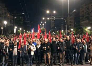Με τα χρώματα της Παλαιστίνης η μεγάλη πορεία του Πολυτεχνείου (φωτο-βίντεο)