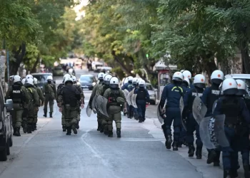ΑΝΤΑΡΣΥΑ: Καταγγελία για την αστυνομοκρατία και τις συλλήψεις στο Πολυτεχνείο: