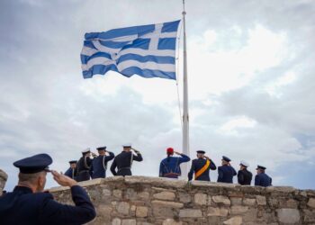 Συστημικό ρεσιτάλ πατριδοκαπηλίας και μιλιταρισμού