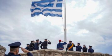 Συστημικό ρεσιτάλ πατριδοκαπηλίας και μιλιταρισμού