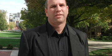 Ερνέστο Ντοµίνγκες Λόπες: Στις ΗΠΑ υπάρχει πλουτοκρατία, η εργατική τάξη δεν είχε εναλλακτική