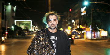 «Το πιο όμορφο σώμα που έχει βρεθεί ποτέ σε αυτό το μέρος» στο θέατρο Θησείον