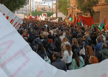 Πρωτοχρονιά 2025: Η νέα χρονιά ας ανήκει στη «χειρότερη γενιά»!
