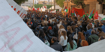 Πρωτοχρονιά 2025: Η νέα χρονιά ας ανήκει στη «χειρότερη γενιά»!