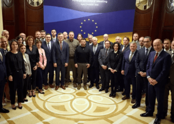 Κονδύλια υπάρχουν! – αλλά για όπλα