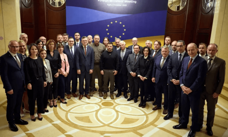 Κονδύλια υπάρχουν! – αλλά για όπλα