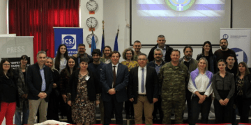 Συμβάσεις γιοκ – αλλά υπάρχουν «σχολεία» δημοσιογράφων για ΝΑΤΟ-ΕΕ…