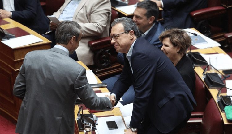 Προϋπολογισμός 2025: «Ναι» από ΠΑΣΟΚ, ΣΥΡΙΖΑ και Κασσελάκη στις πολεμικές δαπάνες κυβέρνησης-ΝΑΤΟ