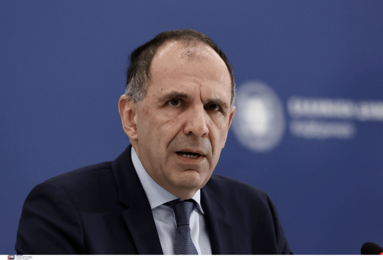 Απομνημονεύματα Μέρκελ: Η προσχεδιασμένη στρατηγική Τσίπρα  για την υποταγή  στην ΕΕ το 2015