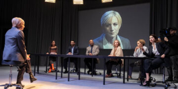 The Doctor: Μπορεί η ταυτότητά μου να είναι άνθρωπος;