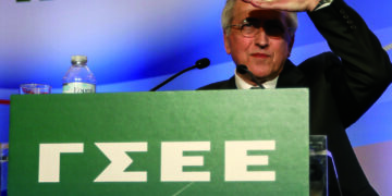 ΓΣΕΕ: Καρεκλοπόλεμος στον καθεστωτικό συνδικαλισμό