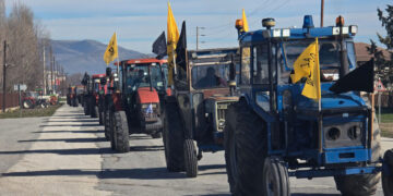 Αγρότες: Χημικά και ξύλο η απάντηση της κυβέρνησης στα δίκαια αιτήματα (βίντεο)
