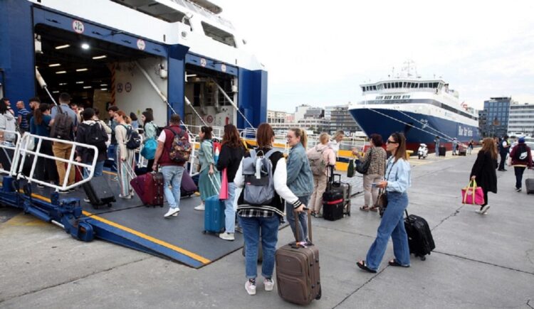 Ακτοπλοΐα: Νέες αυξήσεις – φωτιά λόγω… «πράσινης» μετάβασης