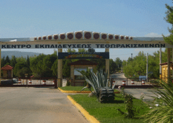 Απειλές και τρομοκρατία σε Αυλώνα και Δράμα