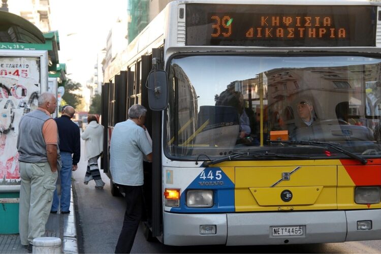 Αστικές μεταφορές: Ο αγώνας για δημόσιες συγκοινωνίες