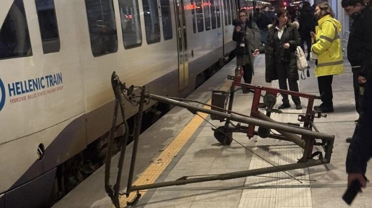 Σιδηρόδρομος: Εικόνα διάλυσης και εγκατάλειψης δύο χρόνια μετά τα Τέμπη