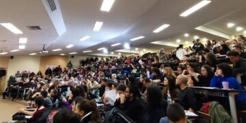 Πάνω από 15 χαιρετισμοί οργανώσεων στο συνέδριο της νέας οργάνωσης