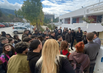 Στο κενό η προσπάθεια απαγόρευσης εκδήλωσης Φοιτητικών Συλλόγων στο Πολυτεχνείο για τα Τέμπη