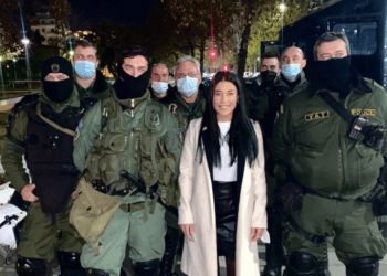 Η Α. Λατινοπούλου δεν κατέβηκε στη διαδήλωση αλλά έκραξε τους «μπαχαλάκηδες»