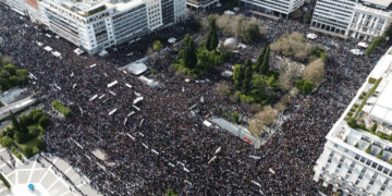 Τεράστιες αντικυβερνητικές διαδηλώσεις για δικαιοσύνη