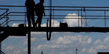 ΝΑΡ Κατασκευών: Απεργία στις 12-13/2 για κλαδικές συμβάσεις εργασίας και πραγματικές αυξήσεις