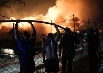 Φωτιά στην ΒΑ Αττική: Μήνυση κατά παντός υπευθύνου από πολίτες της περιοχής