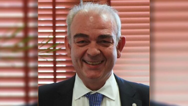 Η ΑΝΤΑΡΣΥΑ καταγγέλλει τον πρύτανη του σεξισμού και της ντροπής