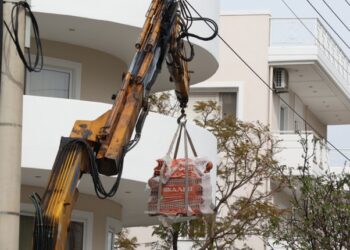 ΑΝΤΑΡΣΥΑ Νοτίων: Πεθαίνοντας για τα κέρδη στην «Αθηναϊκή Ριβιέρα»
